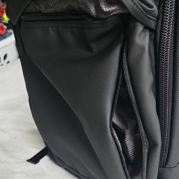 Black Cinomadist Backpack - Picture 4 of 14